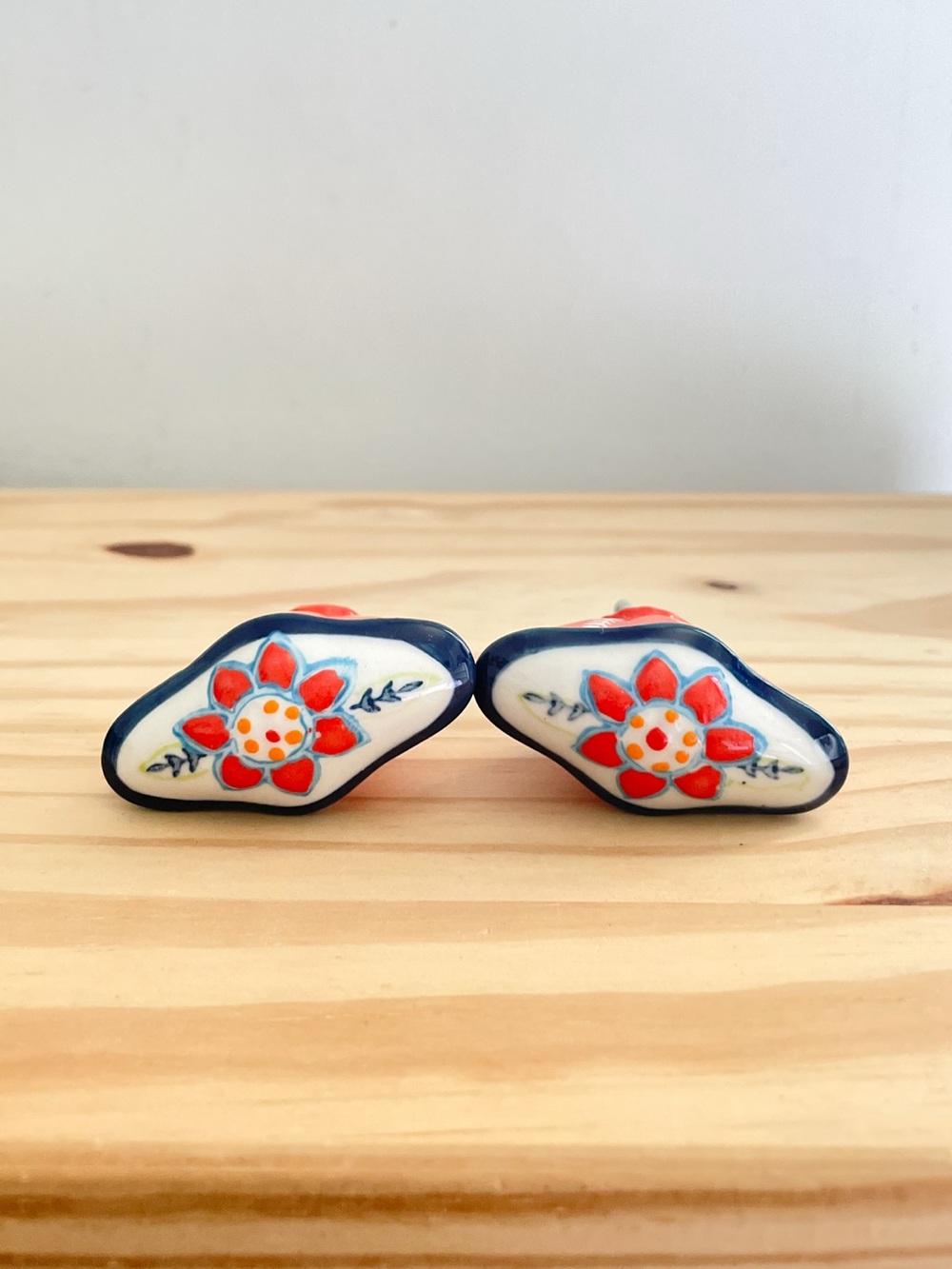 Handpainted Floral Ceramic Knobs Drawer Cabinet Pulls - blue, red, orange, white - Picture 5 of 13